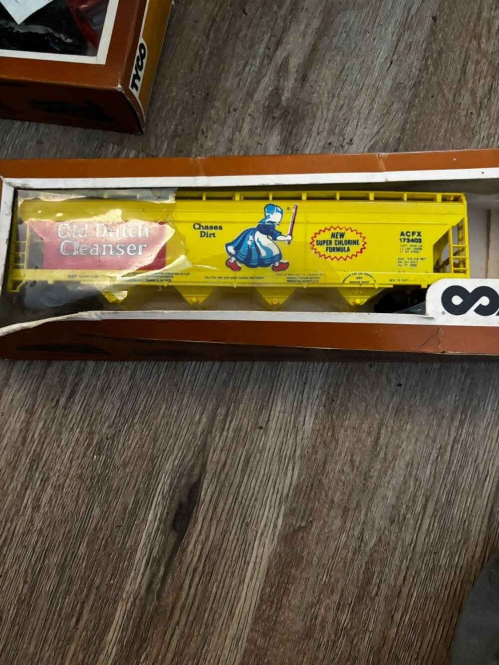 Tyco HO Box Car Old Dutch Cleanser 173402 Advertising Railroad Train display 358